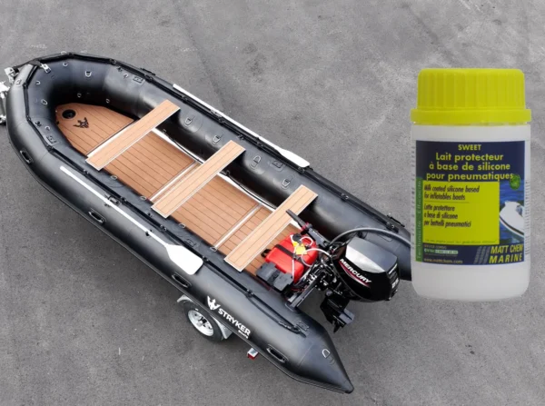Gummibåt skyddad med Sweet Inflatable Boat Protector. Gummibåtsvax RIB Protector.