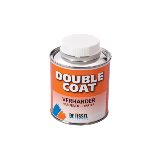 Härdare till Double Coat. Härdare 330 g till 2-komponent polyuretan. Tillverkare De IJssel Coatings. Beställ hos www.de-ijssel-coatings.se