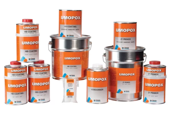 IJmopox är epoxiprimers med lösningsmedelsbaserad epoxi. ZF Primer för rostskyddsprimer och grundfärg för gelcoat, eller HB Coating för böldspärr epoxibehandling under vattenlinjen. Produceras av www.de-ijssel-coatings.se