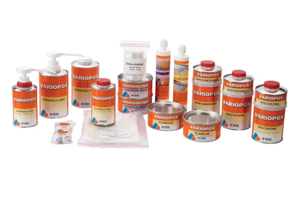 Variopox serien är lösningsmedelsfri epoxi med produkter som spackel, lim och lamineringsharts av epoxi. Köp Variopox hos www.de-ijssel-coatings.se